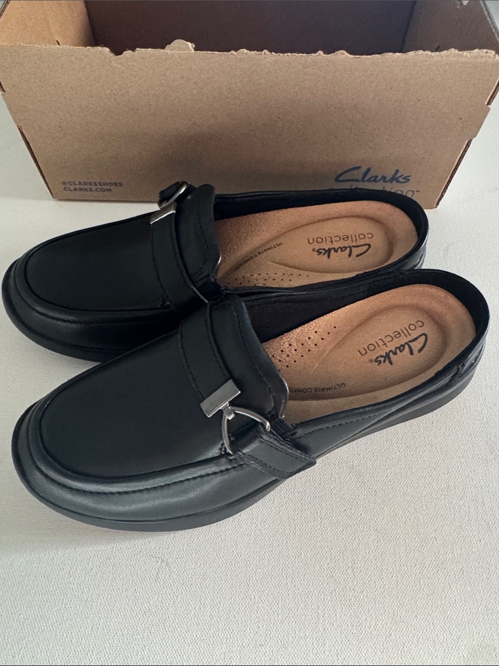 Clarks Mules Flats Womens 7 Black Ellowyn Amelia